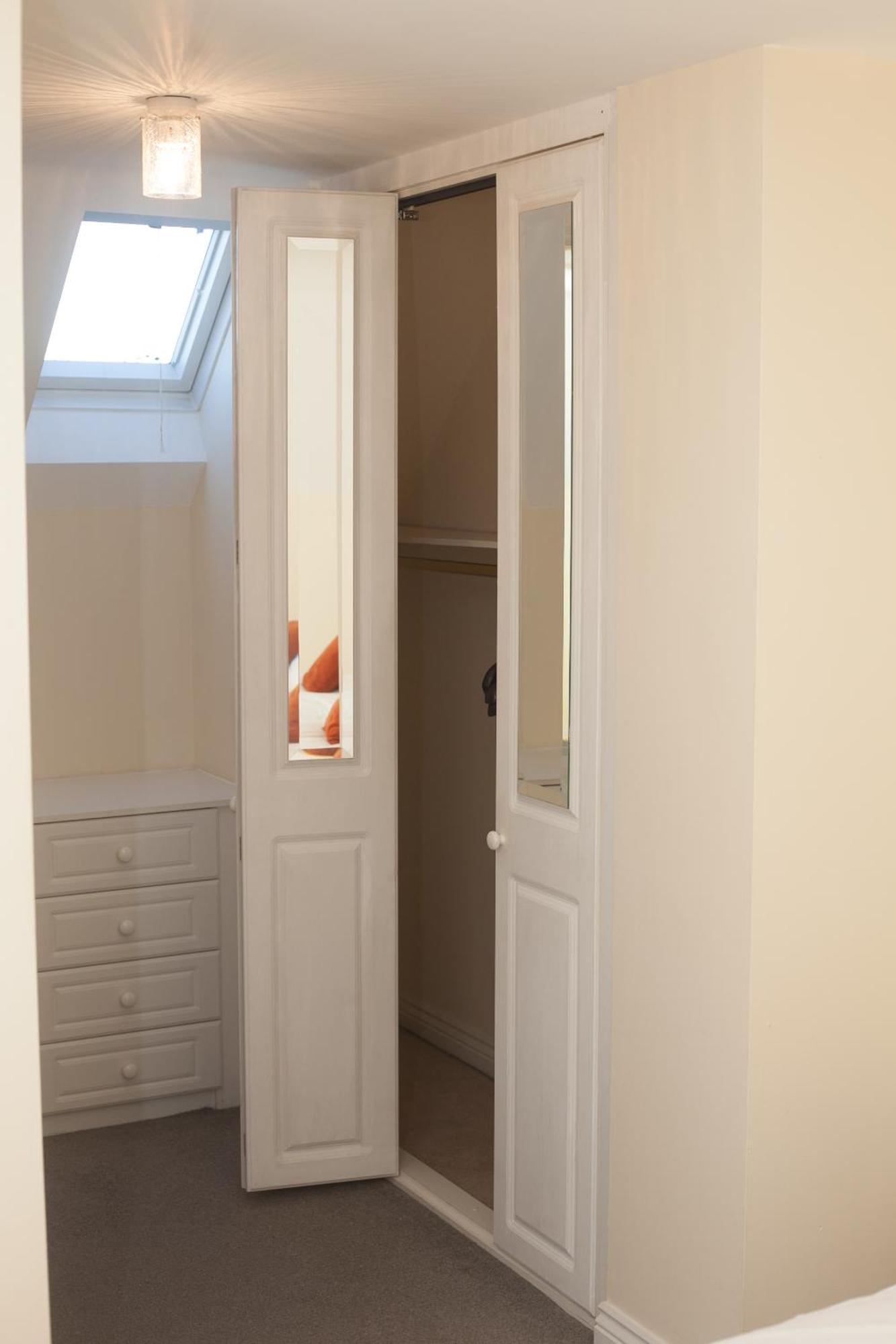 Avril Warwickshire Home Stay Nuneaton Ngoại thất bức ảnh